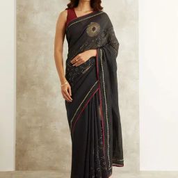 Taneira Black Printed Saree With Unstitched Blouse-image-40