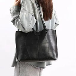 Styli Black Shoulder Handbag-image-81