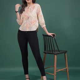 Crimsoune Club Floral Print Cotton Crop Top-image-22