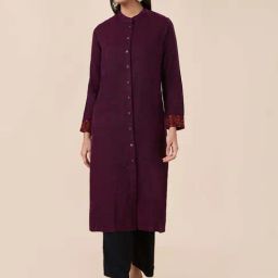 Rangmanch by Pantaloons Maroon Solid Straight Kurta-picture-47