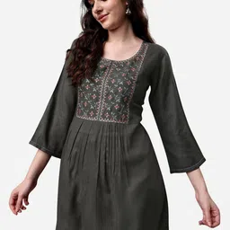 Sangria Women Floral Embroidered Longline Top-image-42