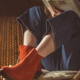 Saint G Women's Sylvie Orange Chelsea Boots-picture-32
