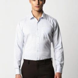 Van Heusen White Cotton Slim Fit Checks Shirt-image-98