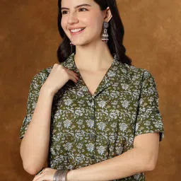 JANAKDULARI CREATION Floral Print Roll-Up Sleeves Cotton Shirt Style Crop Top-picture-41