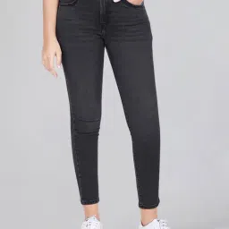 Wrangler Black Cotton Solid Skinny Jeans-picture-28