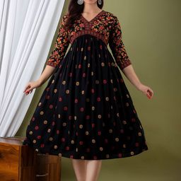 Bunkari Ethnic Motifs Printed V-Neck Cotton Ethnic Dress-image-91