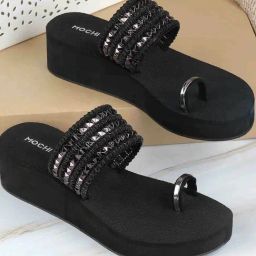 Mochi Women's Black Toe Ring Wedges-image-89