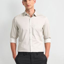 Arrow Men Spread Collar Micro Ditsy Printed Cotton Formal Shirt-image-35