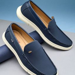 Duke Men Colourblocked PU Loafers-picture-10