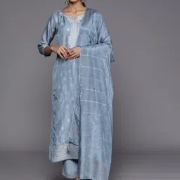 Libas Women Floral Motifs Kurta With Trousers With Dupatta-29