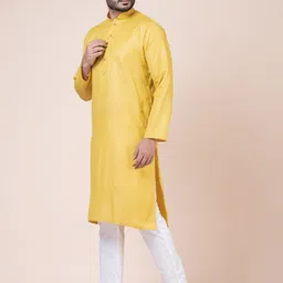 Nawaz's Kurta Men Abstract Printed Kurta with Pyjama image 2