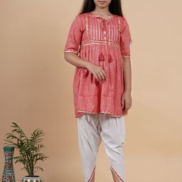 TUNIYA Girls Printed Regular Kurta with Dhoti Pants-image-6