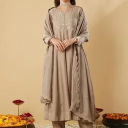 HERE&NOW Women Ethnic Motifs Embroidered Regular Sequinned Pure Silk Kurta with Trousers & With Dupatta-picture-49