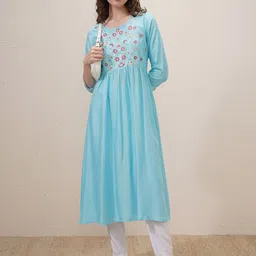Vishudh Floral Embroidered Thread Work Round Neck A-Line Kurta-image-61