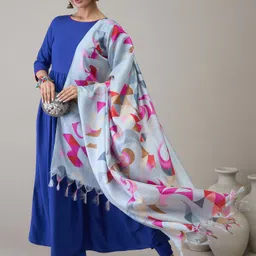 InWeave Women Regular Kurta with Trousers & With Dupatta image 2