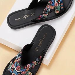 Forever Glam by Pantaloons Women's Black Ethnic Sandals-picture-29