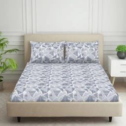 Welspun Harmony Maroon Microfibre Geometric 120 TC King Bedsheet with 2 Pillow Covers-picture-37