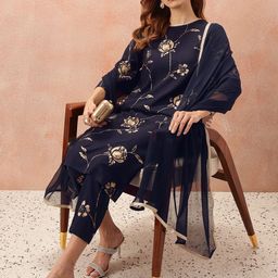 all about you Women Floral Printed Regular Gotta Patti Kurta with Trousers & With Dupatta-16