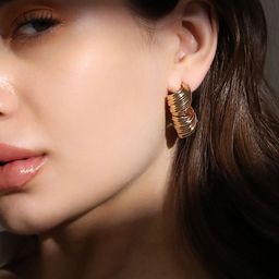 SOHI Contemporary Drop Earrings-4