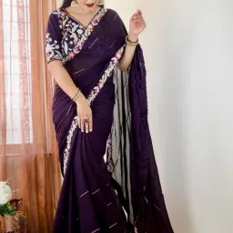 Odette Purple Embroidered Saree With Unstitched Blouse-image-30