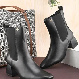 El Paso Women Solid Chelsea Boots-picture-27