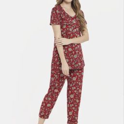 Meeranshi Red Floral Print Shirt Capris Set-picture-21