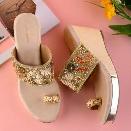 Pelle Albero Women's Gold Toe Ring Sandals-image-39