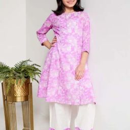 Global Desi Girl Lilac & White Cotton Floral Print Kurta Set-image-21