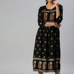 SHOWOFF Black Cotton Printed Calf Length Straight Kurta-image-34