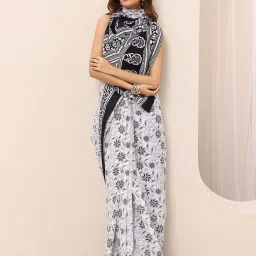 Libas White Floral Print Saree with Unstitched Blouse image 4