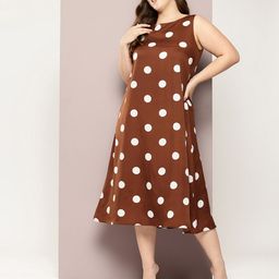 Qurvii+ Plus Size Polka Dot Print Crepe A-Line Midi Dress image 1