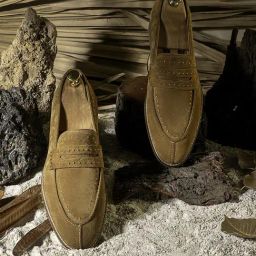 Griffin Men's MARINO GRAIN STUDDED PINNED Tan Loafers-image-45