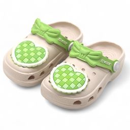 Svaar Heart 3D Jibbitz Applique Detailed Perforated Clogs - Green-image-61