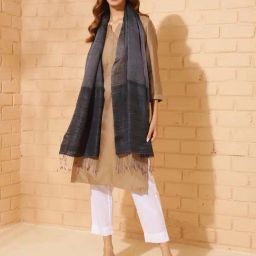 Fabindia Grey Silk Woven Stole-picture-25