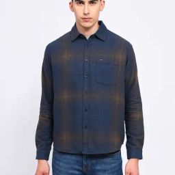 Lee Blue Cotton Relaxed Fit Checks Shirt-image-29