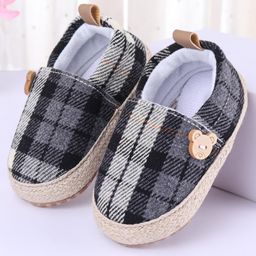 Cute Walk by Babyhug Checker Bear Applique Slip On Booties - Black-image-8
