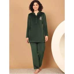 Kanvin Women Winter Solid Green Kurti with Pajama (Set of 2)-picture-42