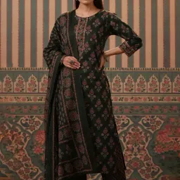 Rain and Rainbow Green Cotton Printed Kurta Pant Set With Dupatta-image-35