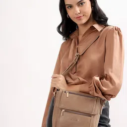 PELLE LUXUR Textured Leather Structured Shoulder Bag-picture-7