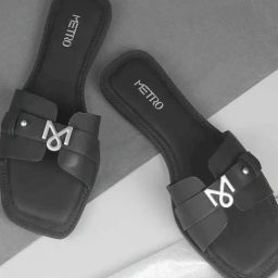 Metro Women's Black Casual Sandals-image-68