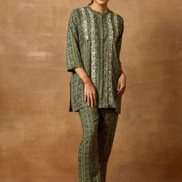 WOMEN PLUS Green Printed Viscose Rayon Co-Ords Set-picture-24