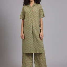 FABRIC FITOOR Women Floral Printed Regular Pure Cotton Kurta with Palazzos-picture-2