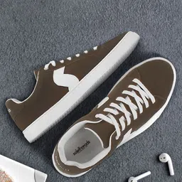 SOLETHREADS REBEL Men Colourblocked Sneakers-14