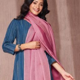 Fabindia Pink Wool Regular Fit Woven Stole-image-67