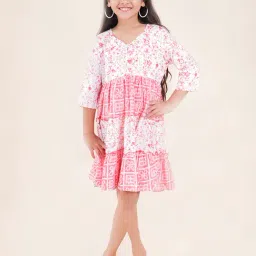 Kiddopanti Girls Red & White Printed Kurta-picture-31