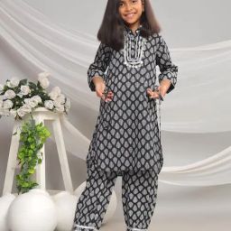 Misbis Girls Black Comfort Fit Printed Kurta Set-image-95