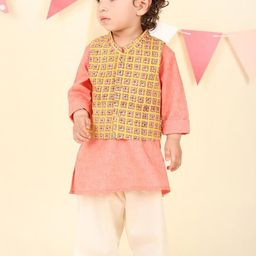 Fabindia Boys Round Neck Pure Cotton Straight Kurta With Pyjamas & Jacket-image-49
