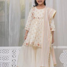 Little Bansi Girls Cream Cotton Self Design Suit Set-picture-2