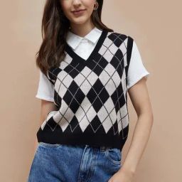 Fame Forever By Lifestyle Black Regular Fit Printed Sweater-image-18
