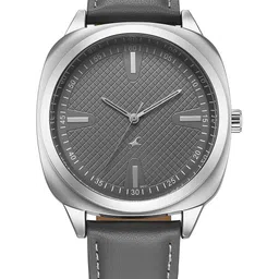 Fastrack Men Dial & Leather Straps Analogue Watch 38161SL01-32